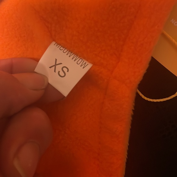 Jack-o-lantern dog coat - Picture 5 of 6